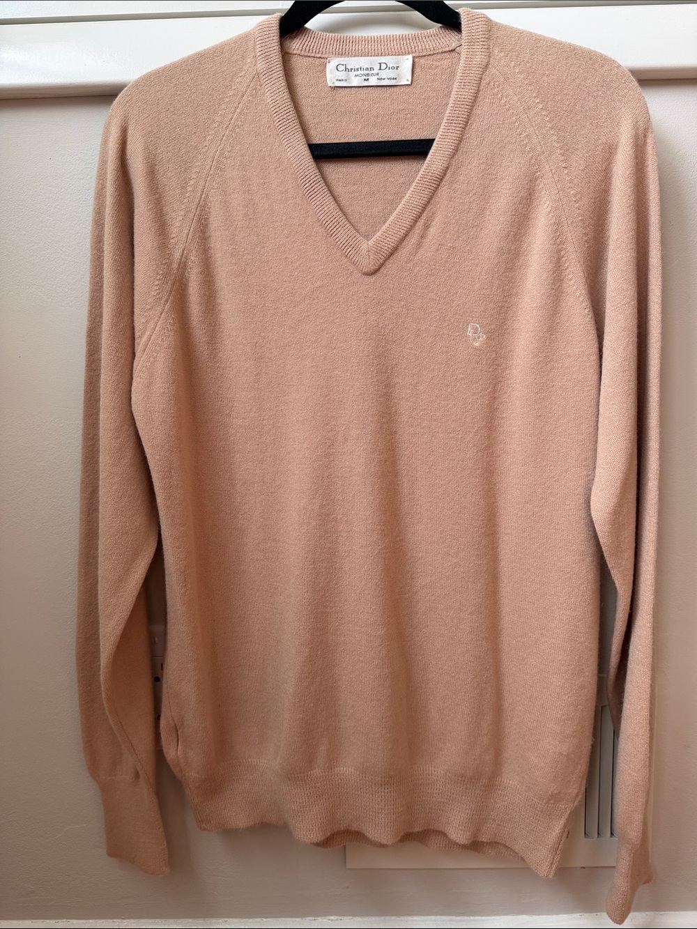 Dior Men’s V-Neck Sweater in Blush Pink
